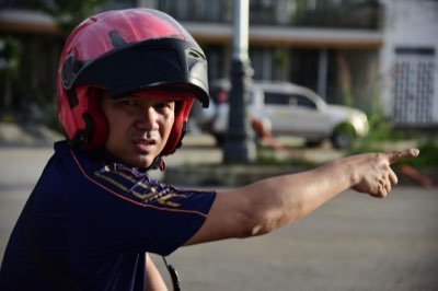 Helmet 3,500 meter altitude position guide for safety
